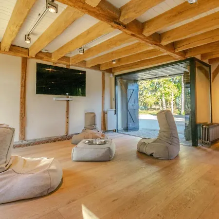 Apartment De Jager En De Gelagkamers Ulvenhout